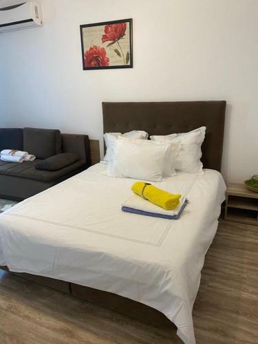 Argos Summerland Apartment