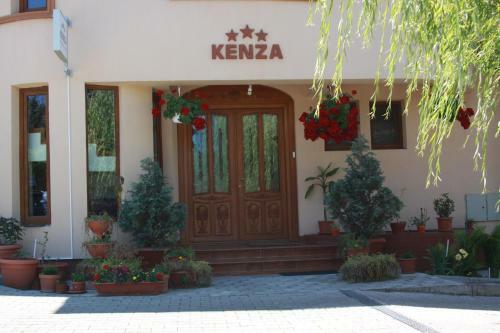 Hostal Pensiunea Kenza