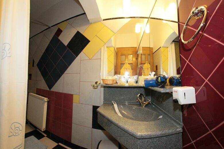 Hostal Pensiunea Casa Cranta