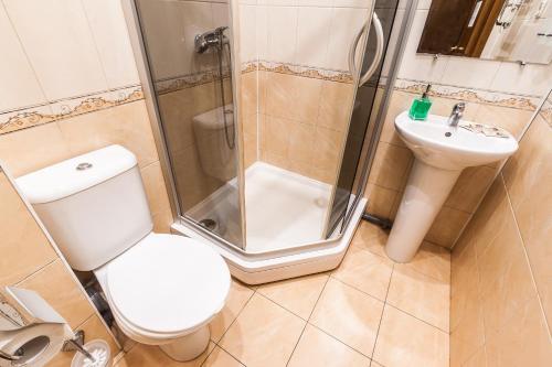 Pilau Business Hotel