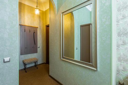 Pilau Business Hotel