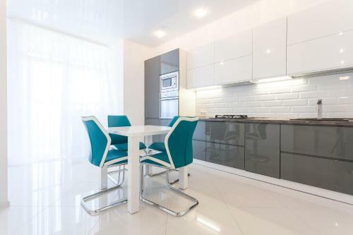 Apartment Gorkogo 96