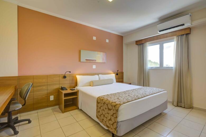 Quality Hotel Jundia�