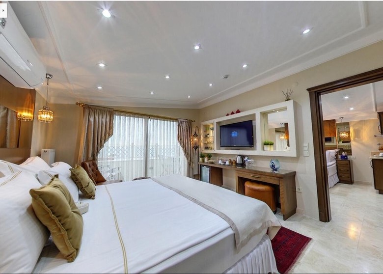 Best Point Hotel