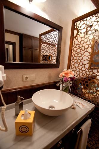 Best Point Hotel