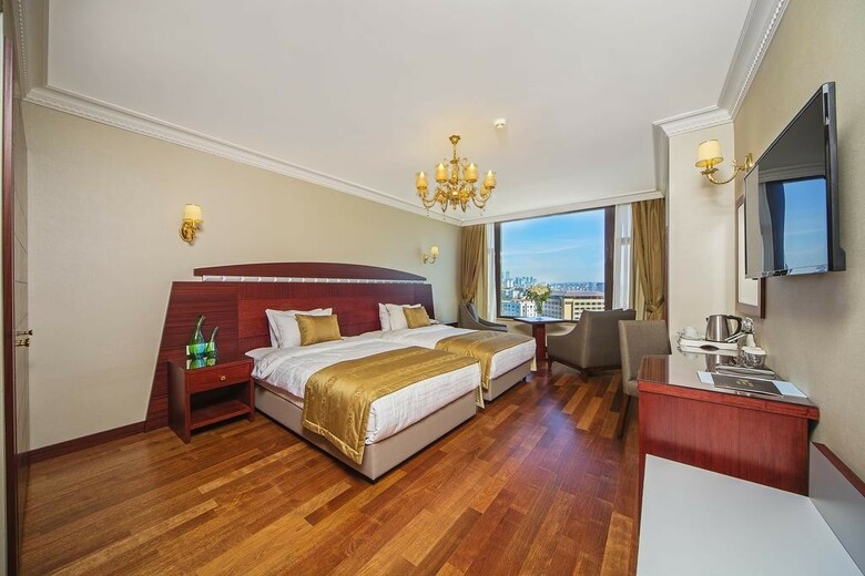 Nova Plaza Orion Hotel