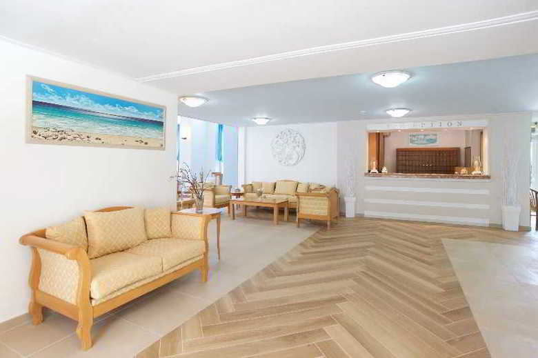Summery Hotel