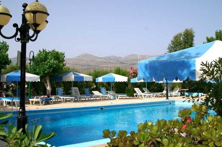 Summery Hotel
