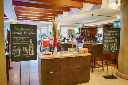 Hotel Embassy Suites Dorado Del Mar Beach & Golf Resort