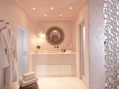 Hotel Astra Suites