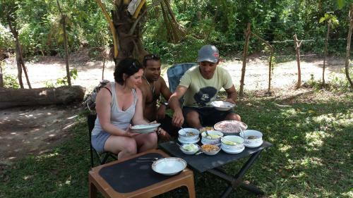 Hostal Yaye Guest House