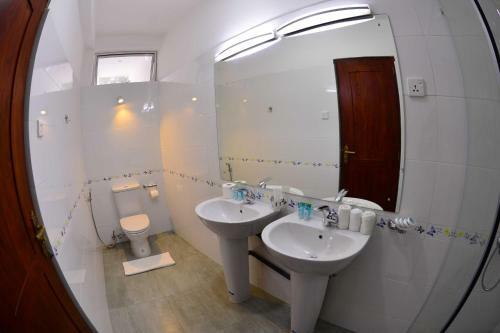Lodge Colombo Villa (town House)