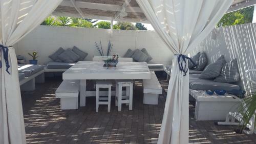 Bed & Breakfast Au Plais De Langebaan At Palm Tree Villa