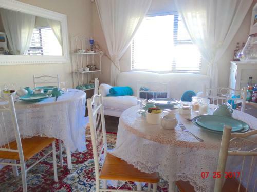 Bed & Breakfast Au Plais De Langebaan At Palm Tree Villa