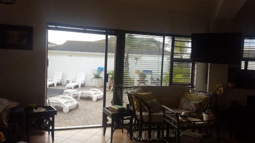 Bed & Breakfast Au Plais De Langebaan At Palm Tree Villa