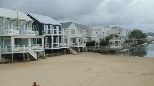 Avocet Cottage