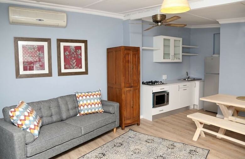 Hostal Newington Place