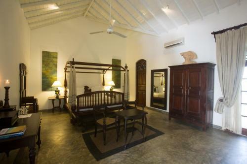 Hotel Tamarind Hill By Asia Leisure