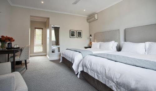Hostal Sugarbird Manor