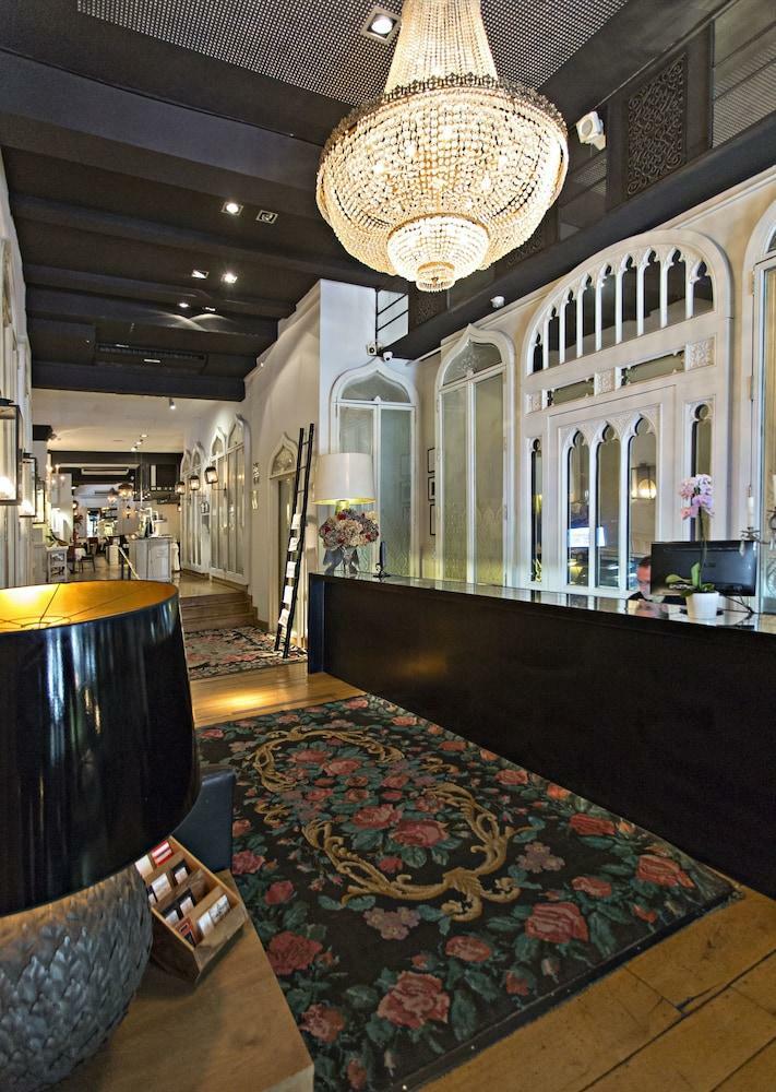 Hotel Market