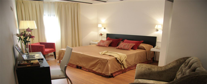 Hotel Yit El Postigo