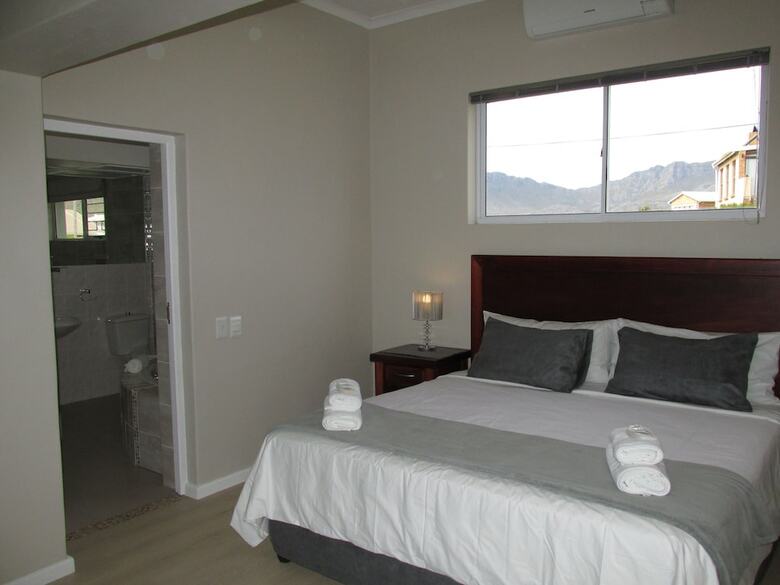 Hostal Belle Mer Guest House