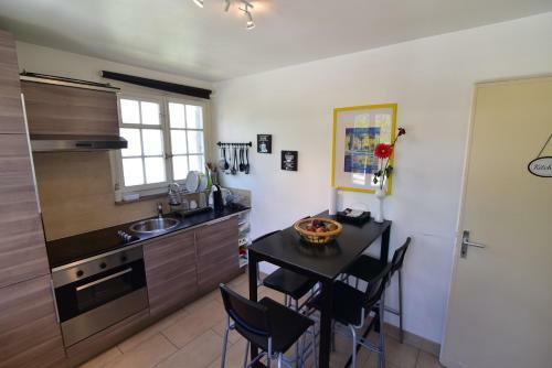 Morges House - Guest House