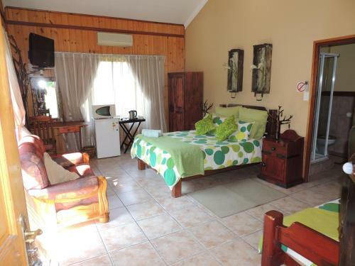 Hostal Die Houthuis Guest House
