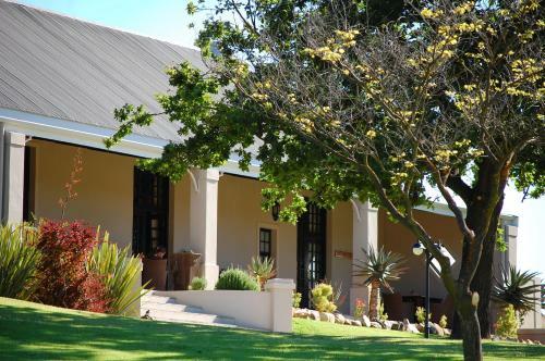 Villa Swartberg Private Game Lodge