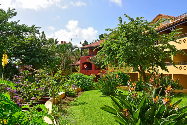 Pestana Village Garden Resort Aparthotel