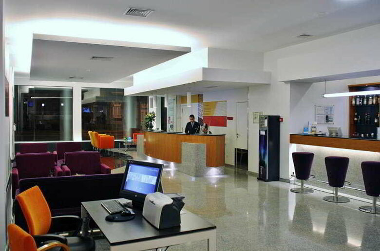 Hotel Quality Inn Portus Cale