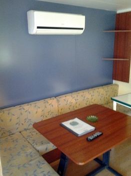 Apartamentos Camping Carlos III