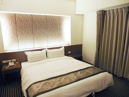 Tapeng Bay Holiday Hotel