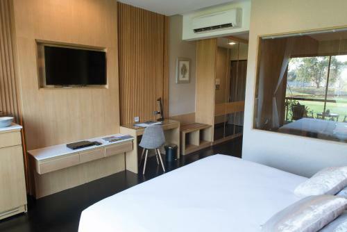 Hotel North Hill City Resort