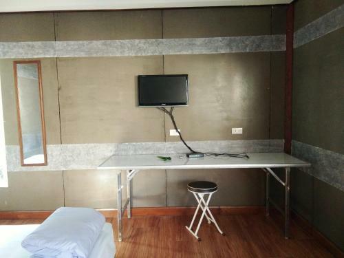 Hostal We Home