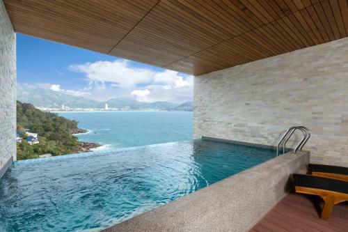 Hotel Wyndham Grand Phuket Kalim Bay