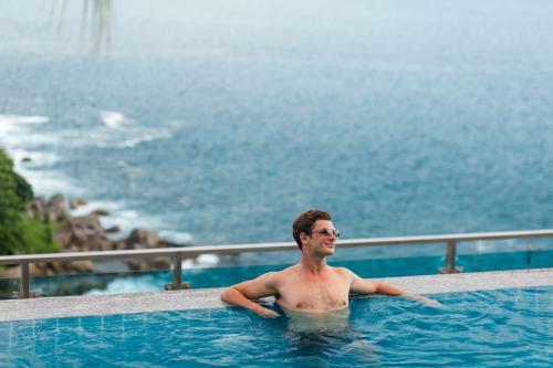 Hotel Wyndham Grand Phuket Kalim Bay