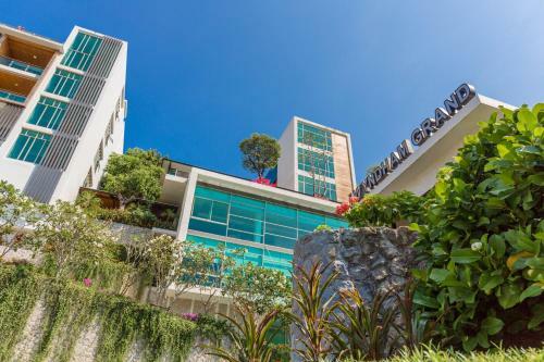 Hotel Wyndham Grand Phuket Kalim Bay