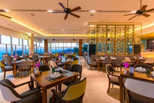 Hotel Wyndham Grand Phuket Kalim Bay