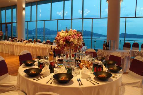 Hotel Wyndham Grand Phuket Kalim Bay