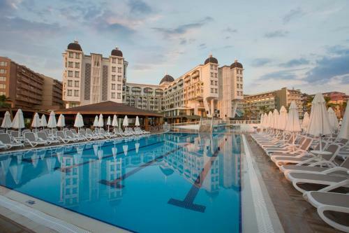 Hotel Kirman Sidera Luxury & Spa
