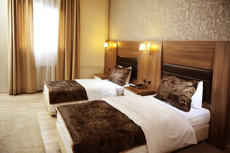 Tanik Hotel