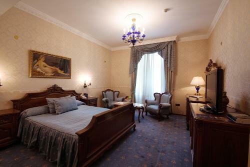 Grand Hotel London