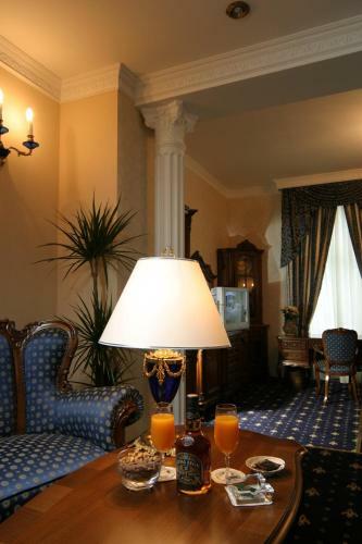 Grand Hotel London