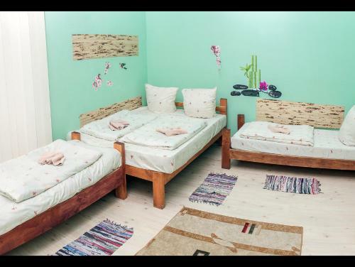 Apple Hostel