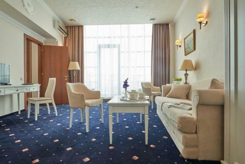 Hotel City Holiday Resort & Spa
