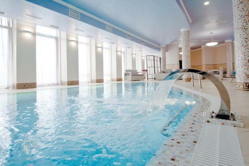 Hotel City Holiday Resort & Spa
