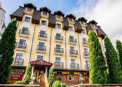 Hotel Golden Crown