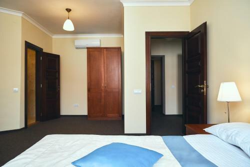 Hotel Patriarshyi