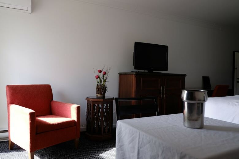Hotel Auberge La Camarine